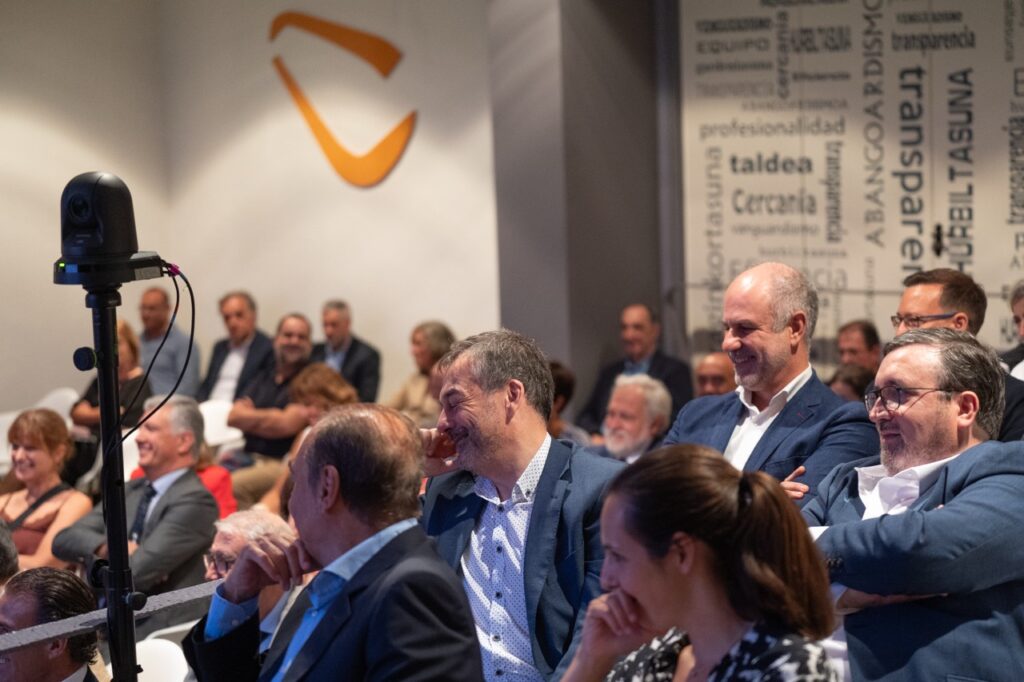 asistentes junta general mutualia 2026